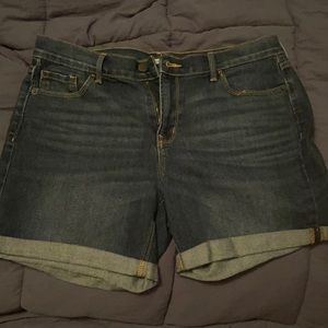 Old Navy denim shorts size 10